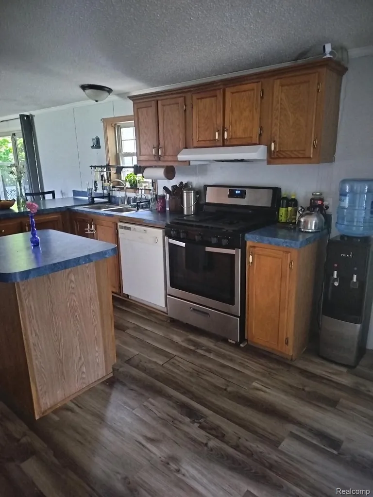 54 Riverview Drive Erie Township MI 48133