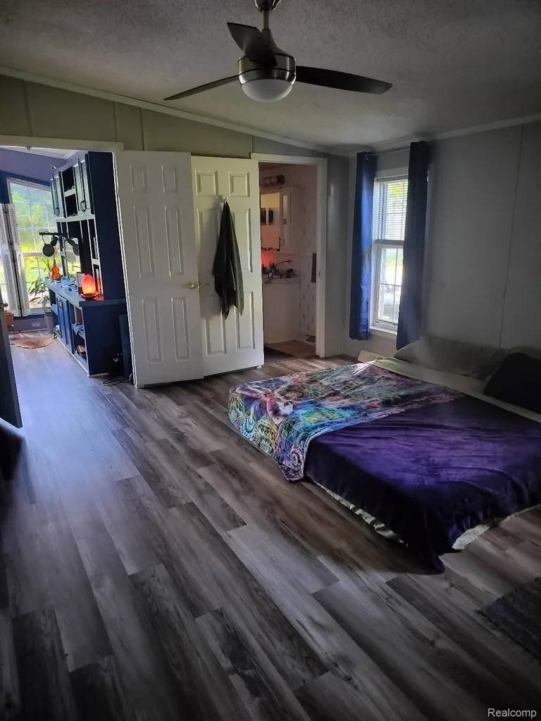 54 Riverview Drive Erie Township MI 48133
