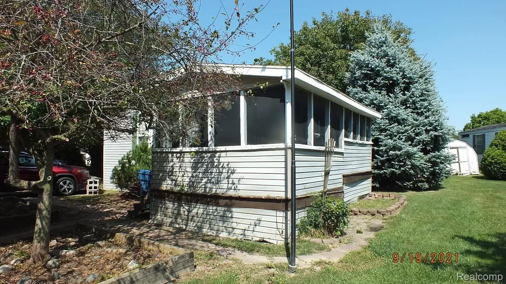 54 Riverview Drive Erie Township MI 48133