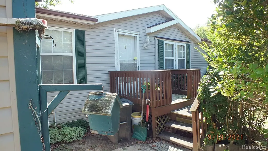 54 Riverview Drive Erie Township MI 48133
