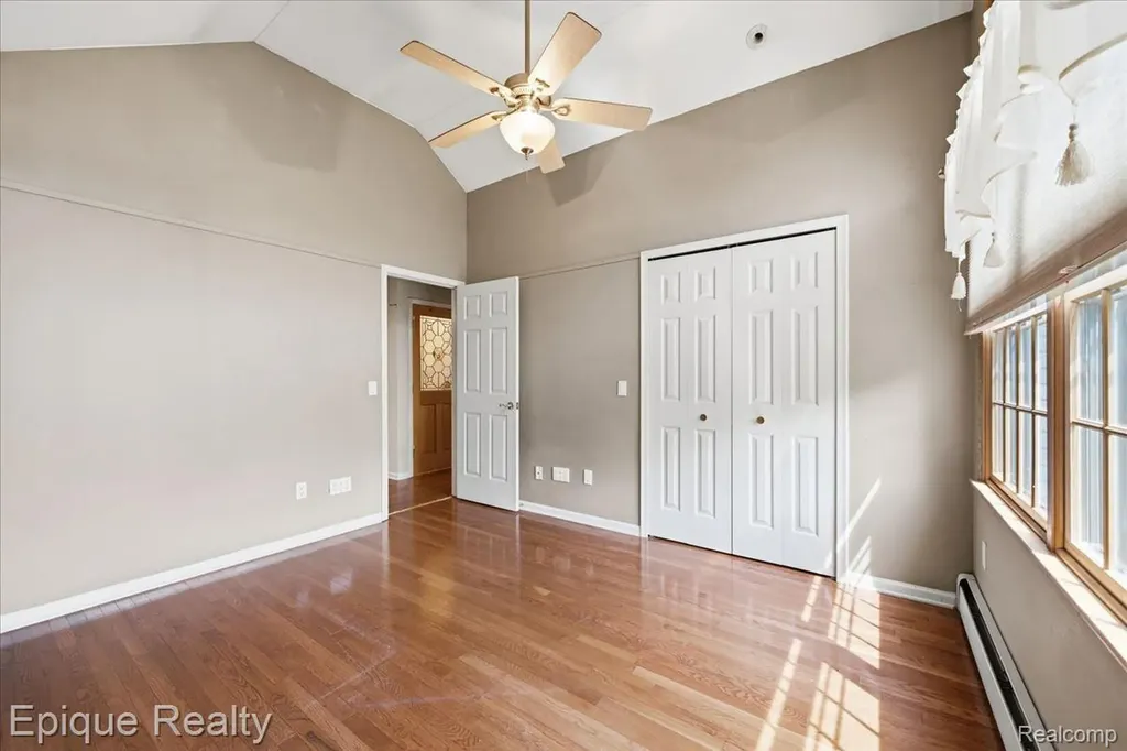22520 Waltz Road Huron Charter Township MI 48164