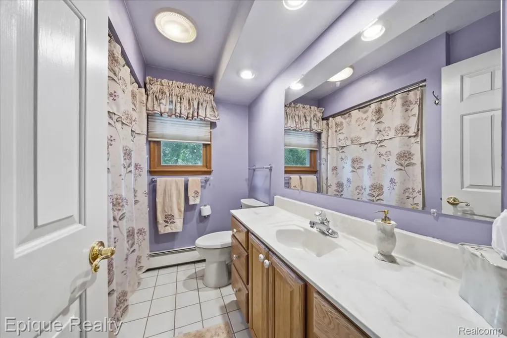22520 Waltz Road Huron Charter Township MI 48164