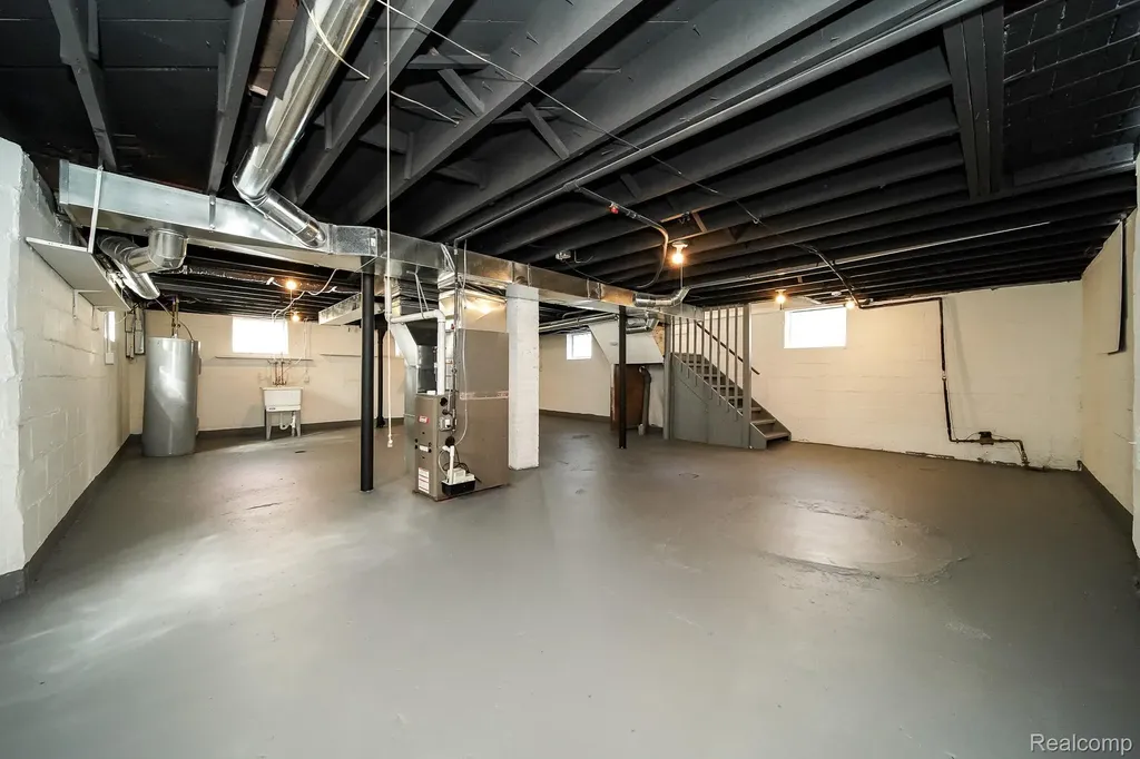 11399 Seminole Redford Charter Township MI 48239
