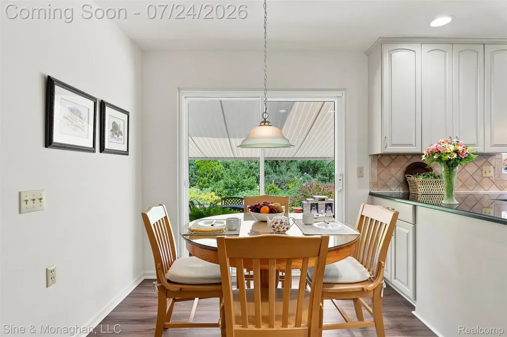 5505 Old Carriage Lane West Bloomfield Charter Township MI 48322