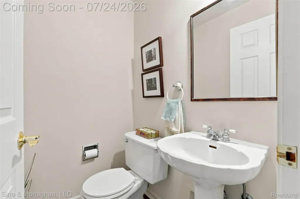 5505 Old Carriage Lane West Bloomfield Charter Township MI 48322