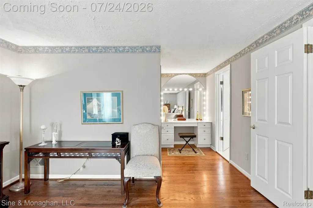 5505 Old Carriage Lane West Bloomfield Charter Township MI 48322