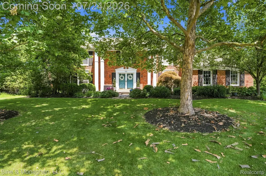 5505 Old Carriage Lane West Bloomfield Charter Township MI 48322