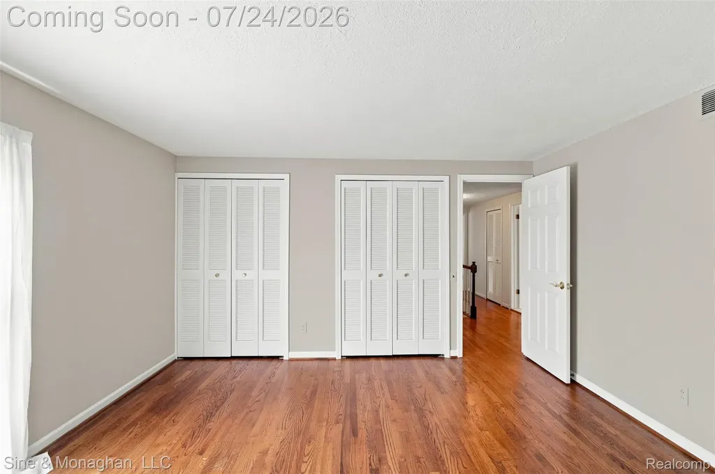 5505 Old Carriage Lane West Bloomfield Charter Township MI 48322