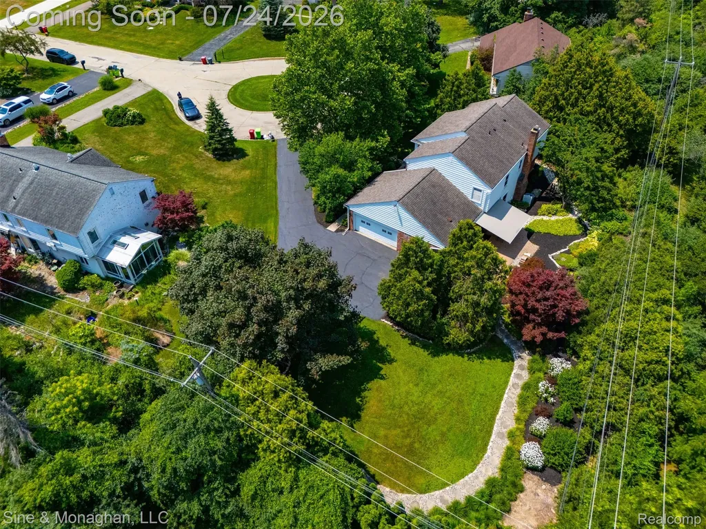 5505 Old Carriage Lane West Bloomfield Charter Township MI 48322