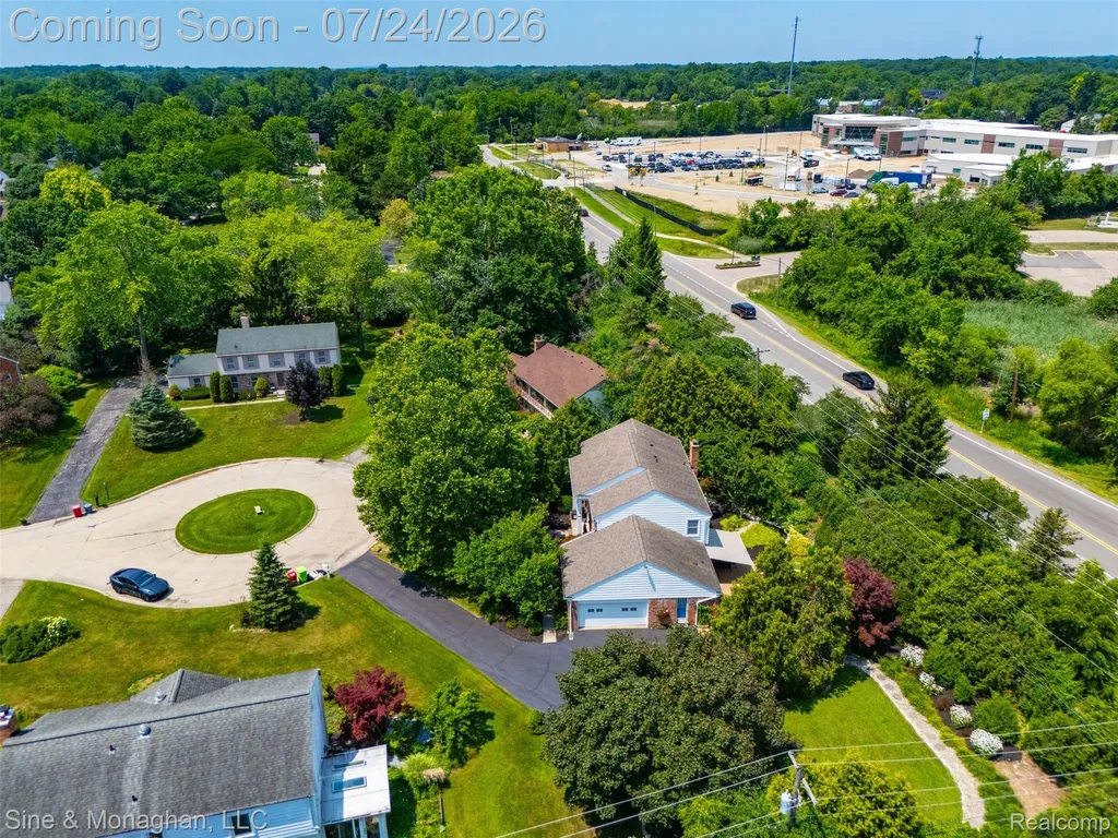 5505 Old Carriage Lane West Bloomfield Charter Township MI 48322