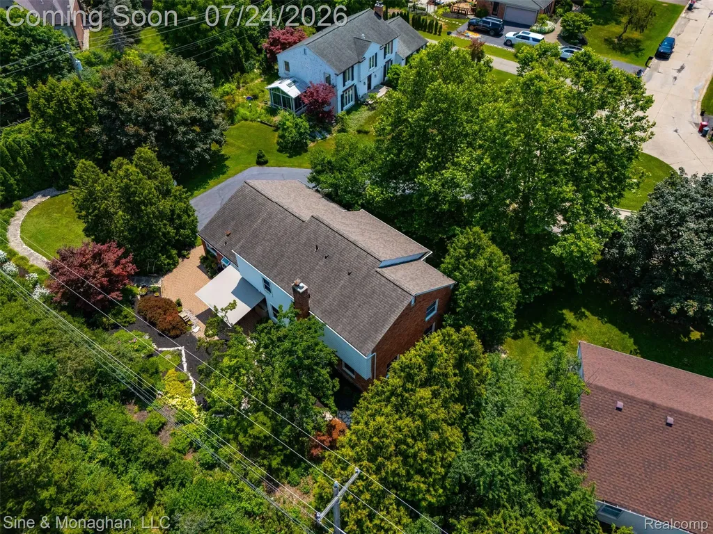 5505 Old Carriage Lane West Bloomfield Charter Township MI 48322