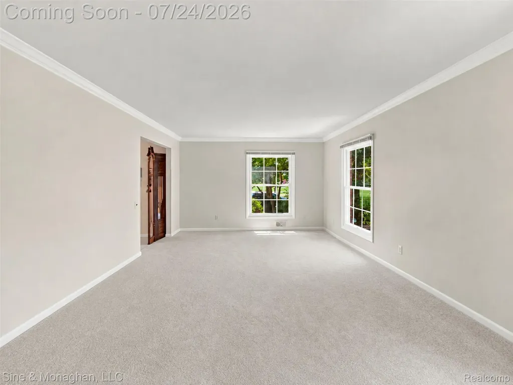 5505 Old Carriage Lane West Bloomfield Charter Township MI 48322