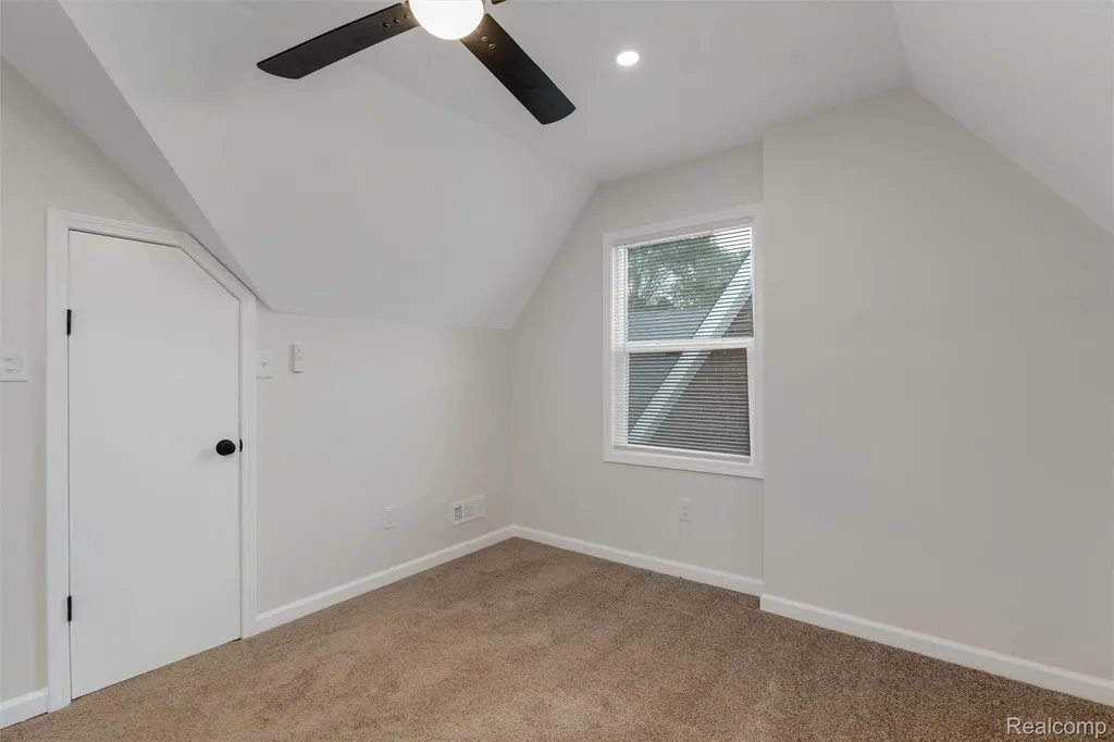 13327 Maiden Street Detroit City MI 48213