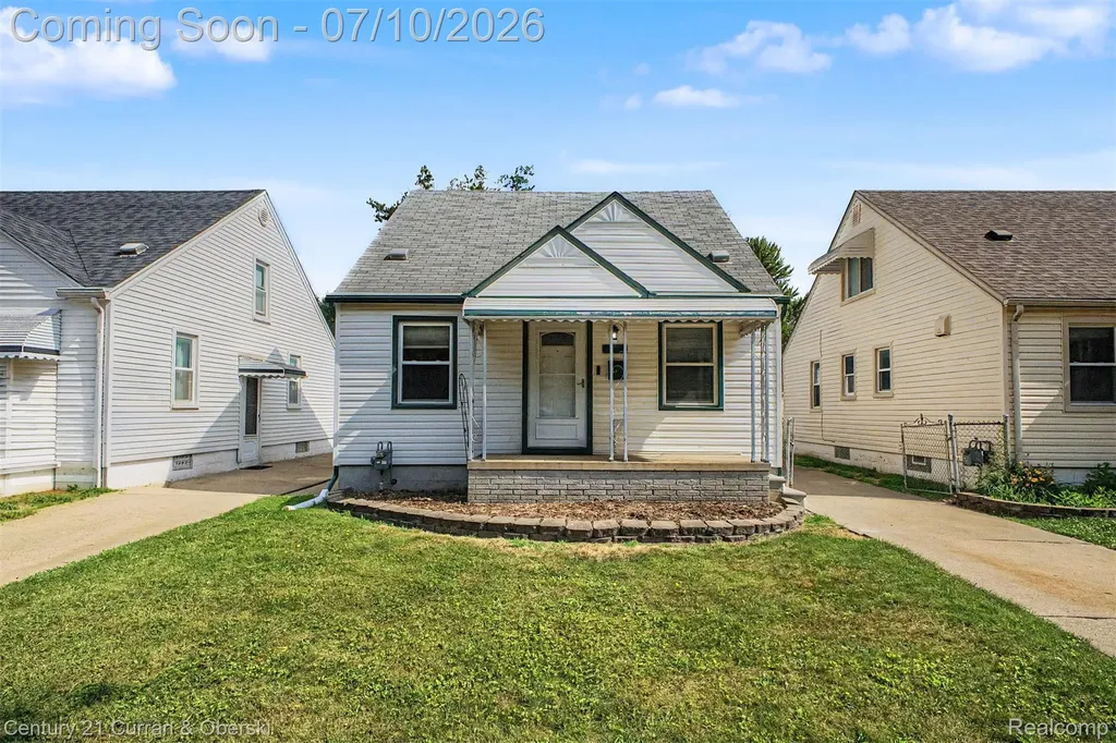 21032 Carlysle Street Dearborn City MI 48124