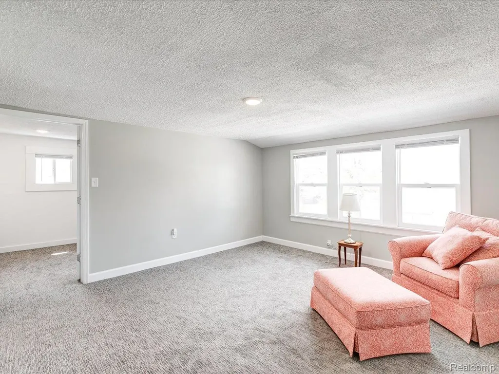 1639 Lapeer Avenue Port Huron City MI 48060