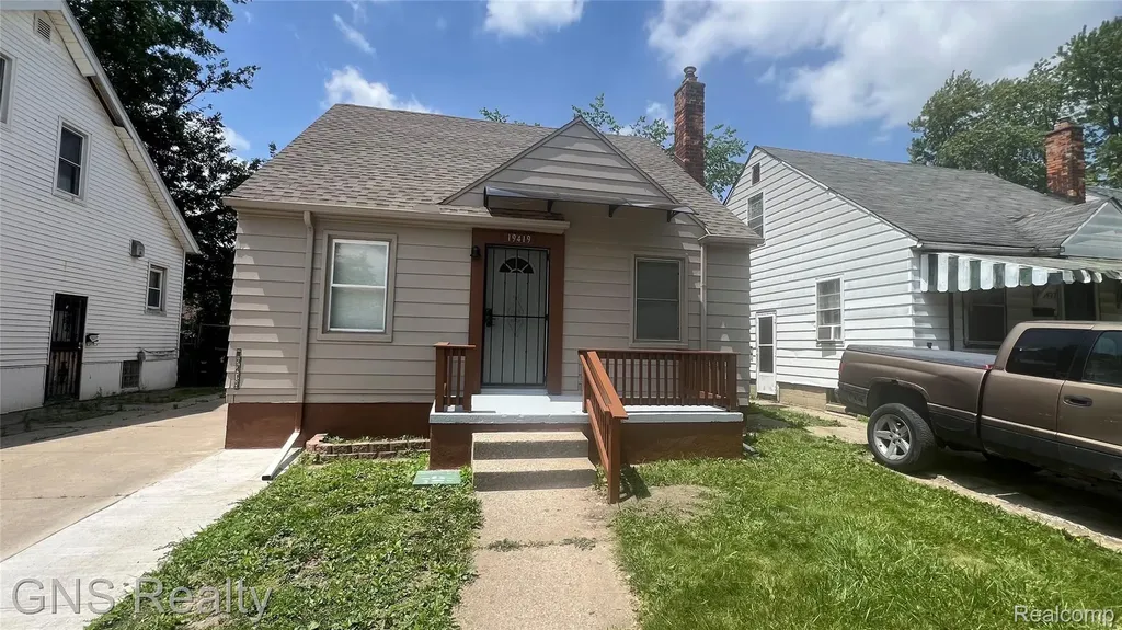 19419 Carrie Street Detroit City MI 48234