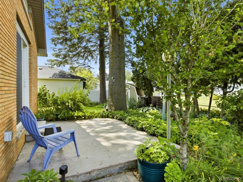 1117 Joann Court Port Huron City MI 48060