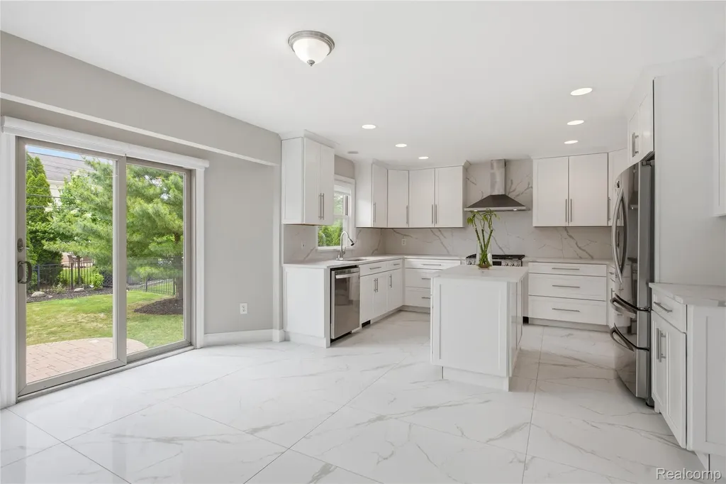 8873 Northern Avenue Plymouth Charter Township MI 48170