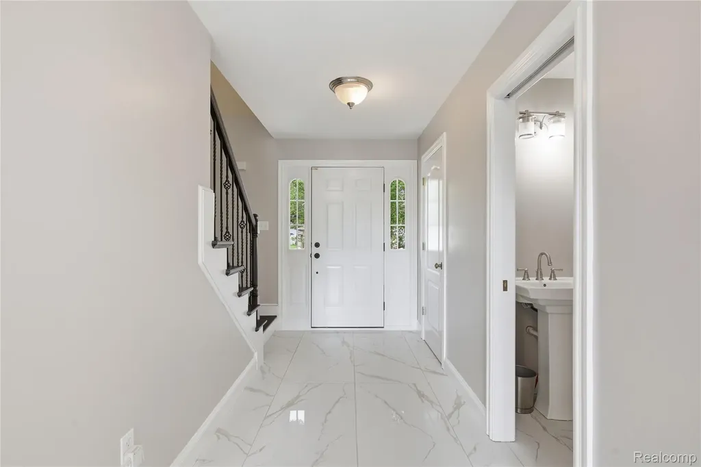 8873 Northern Avenue Plymouth Charter Township MI 48170