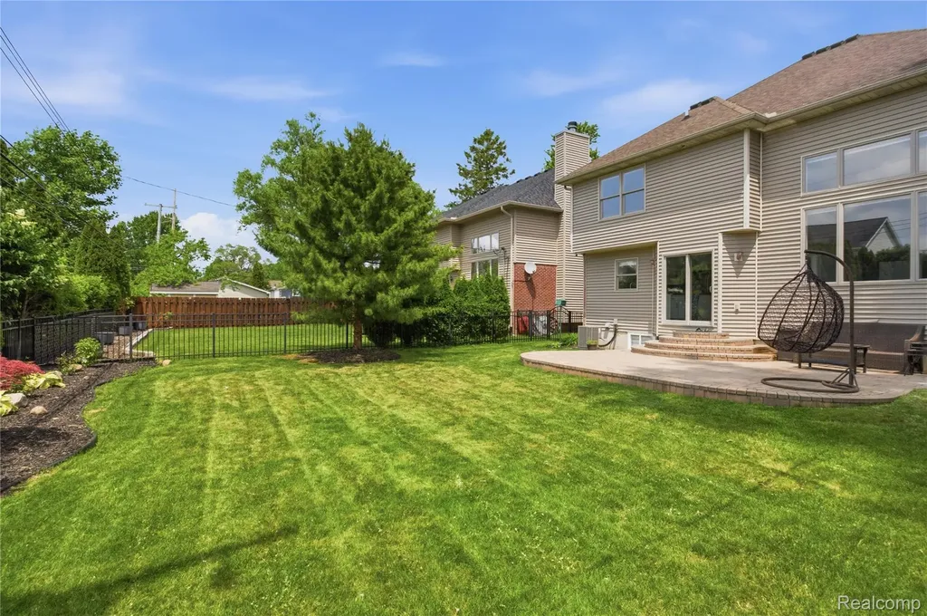 8873 Northern Avenue Plymouth Charter Township MI 48170