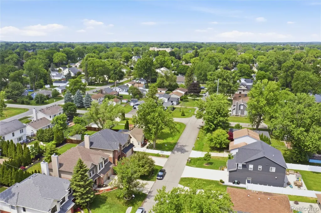 8873 Northern Avenue Plymouth Charter Township MI 48170