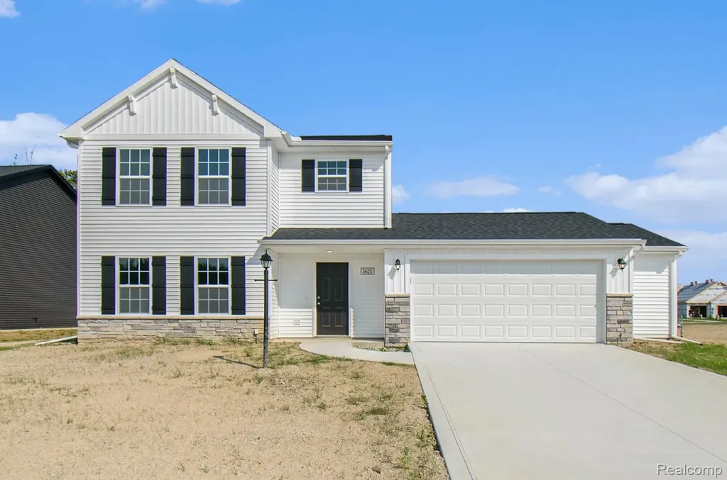 749 Lone Oak Way Tecumseh City MI 49286