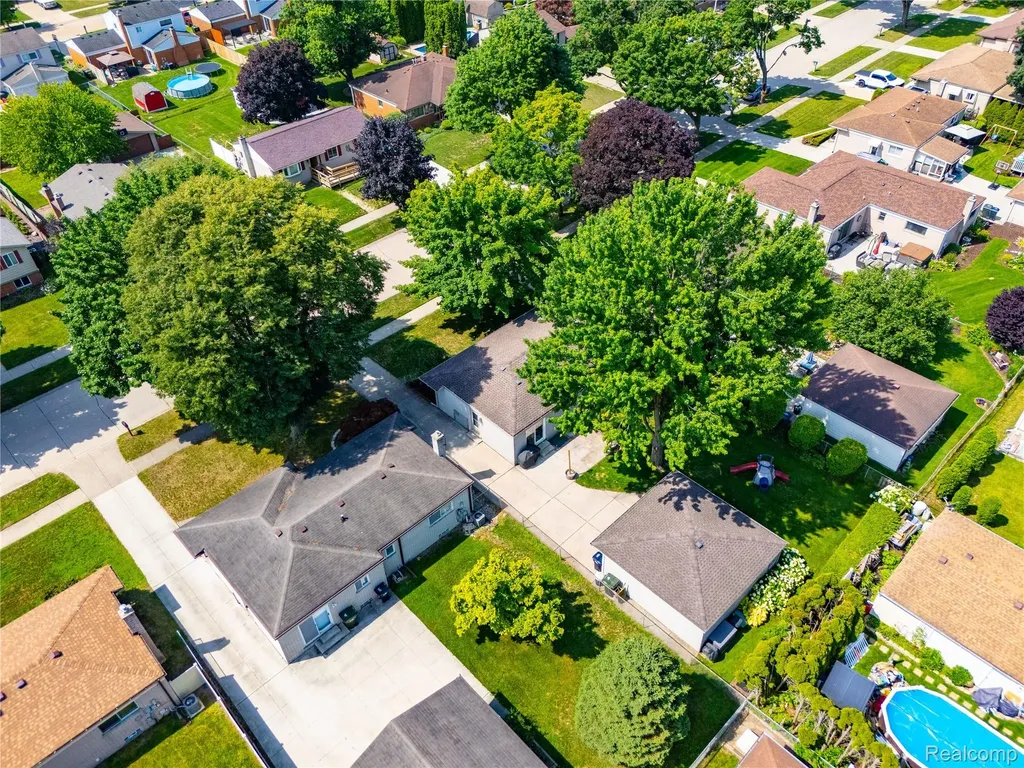 14215 Alpena Drive Sterling Heights City MI 48313