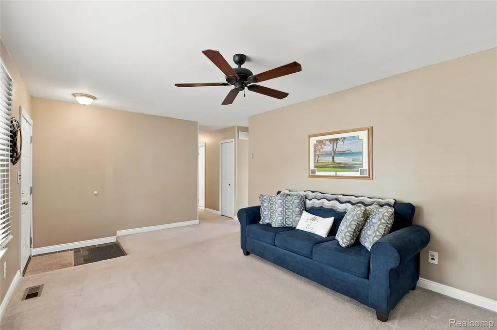14215 Alpena Drive Sterling Heights City MI 48313