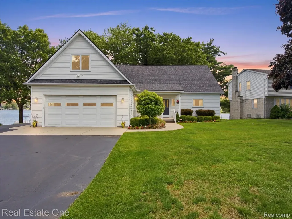 9400 Sashabaw Road Independence Charter Township MI 48348