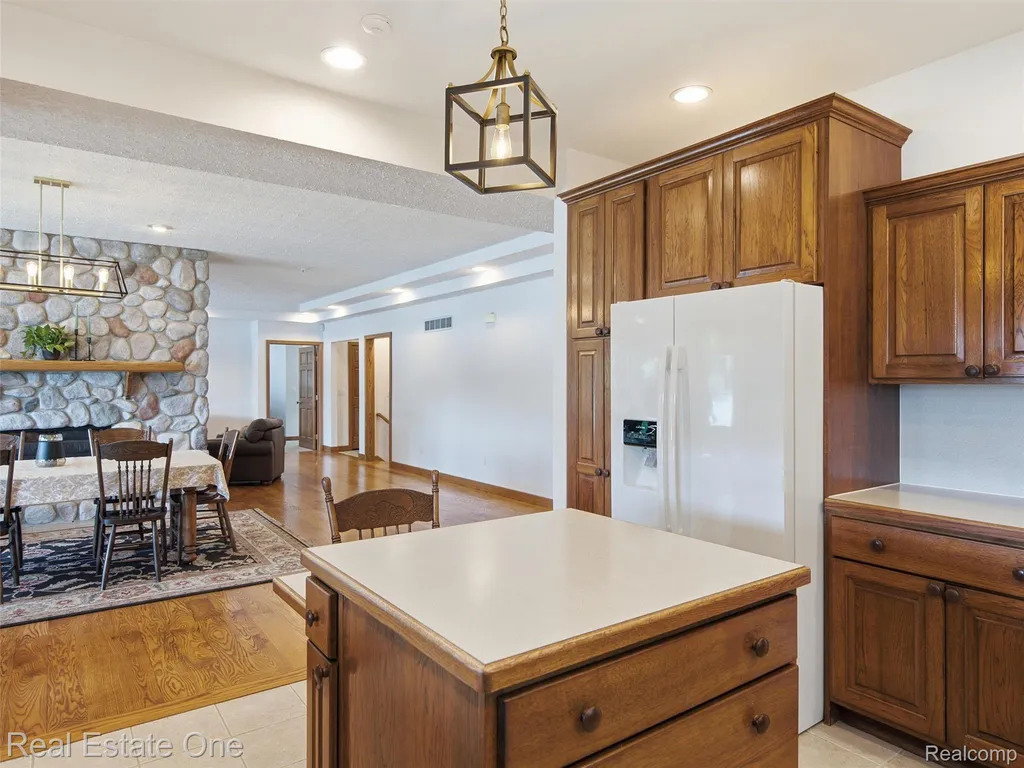 9400 Sashabaw Road Independence Charter Township MI 48348