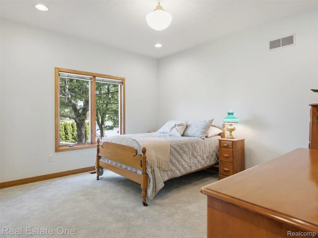 9400 Sashabaw Road Independence Charter Township MI 48348