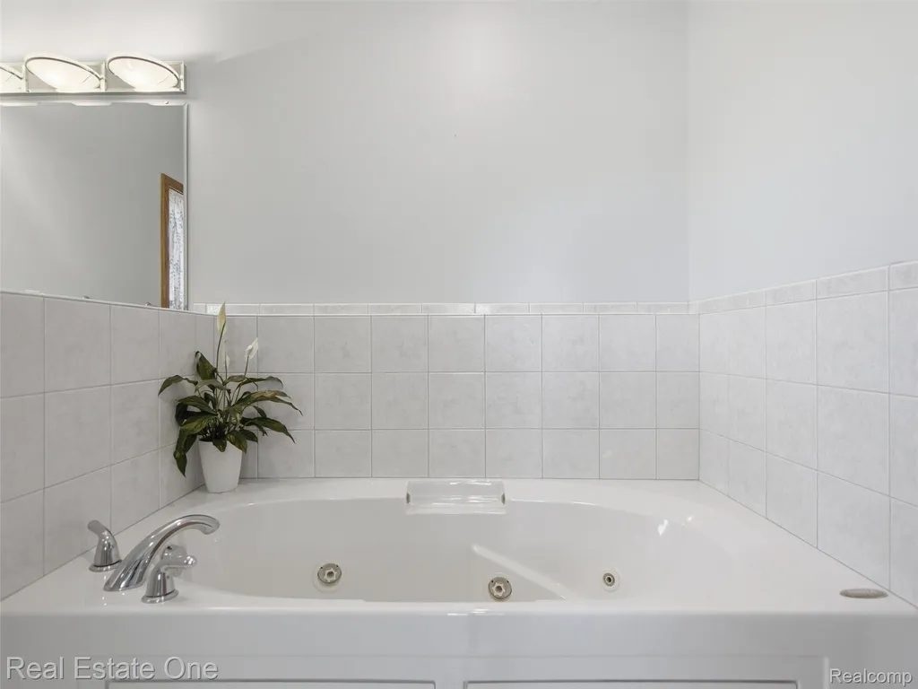 9400 Sashabaw Road Independence Charter Township MI 48348