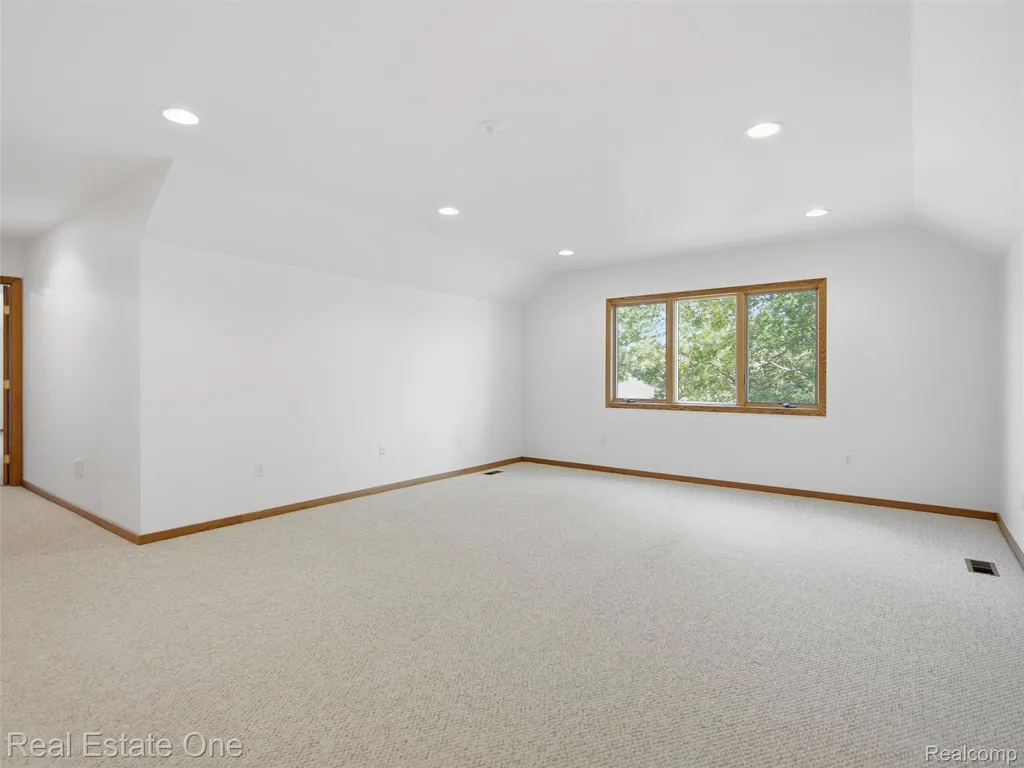 9400 Sashabaw Road Independence Charter Township MI 48348