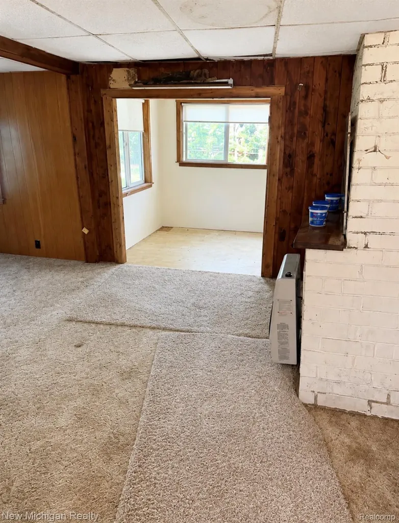 282 Hickory Street Hay Township MI 48624