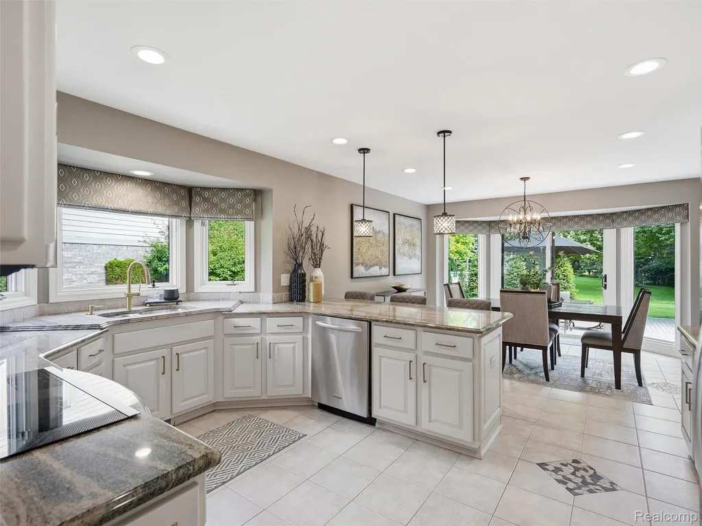 54544 Waubay Drive Macomb Township MI 48042