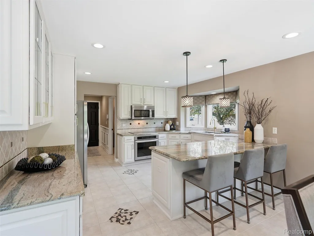 54544 Waubay Drive Macomb Township MI 48042