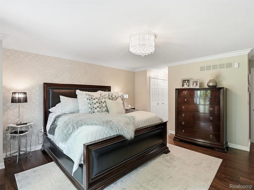 54544 Waubay Drive Macomb Township MI 48042