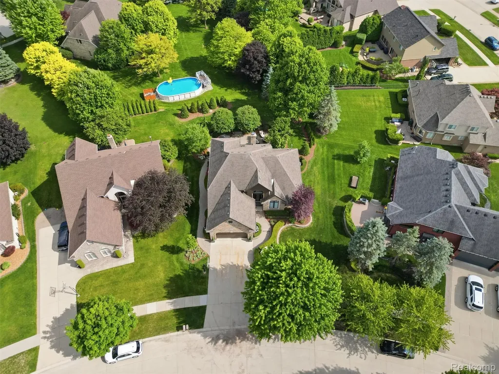 54544 Waubay Drive Macomb Township MI 48042