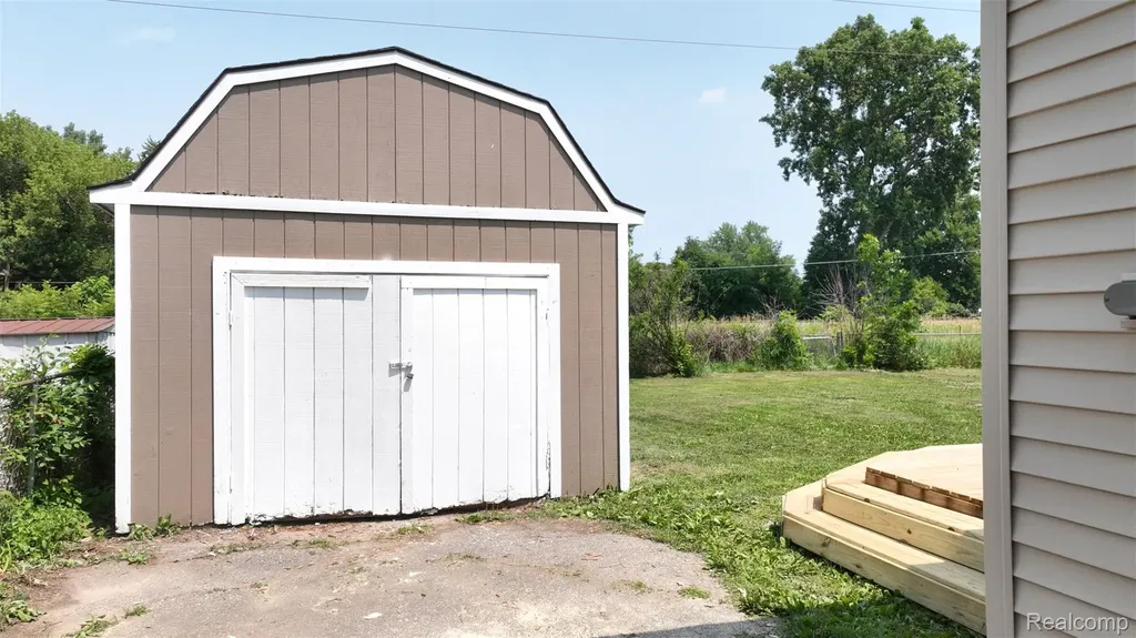 12210 W Washington Avenue Mt. Morris City MI 48458