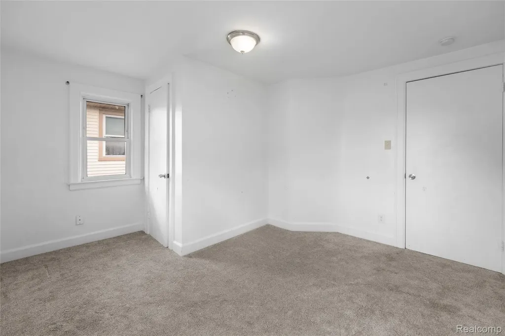 957 Winchester Avenue Lincoln Park City MI 48146