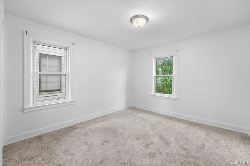 957 Winchester Avenue Lincoln Park City MI 48146