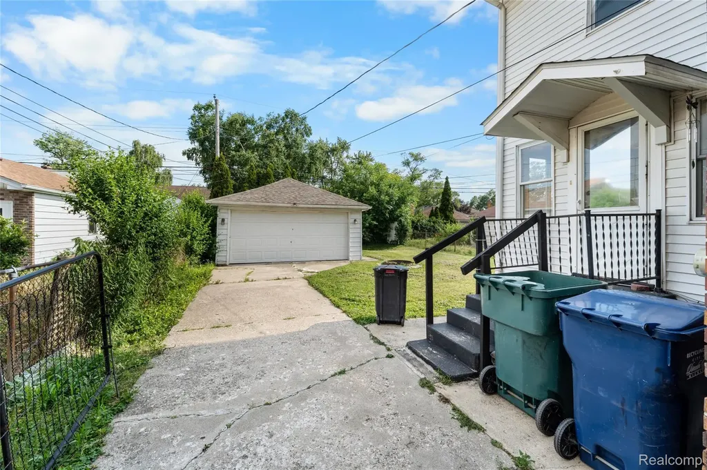 957 Winchester Avenue Lincoln Park City MI 48146