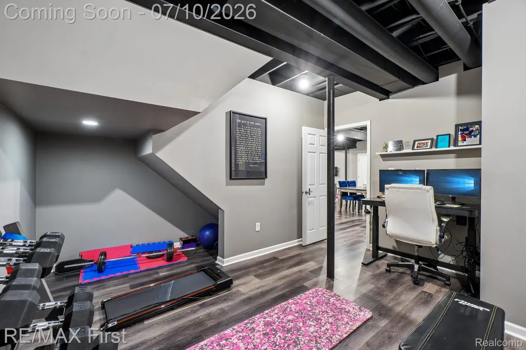 24687 Kabarda Drive Macomb Township MI 48042