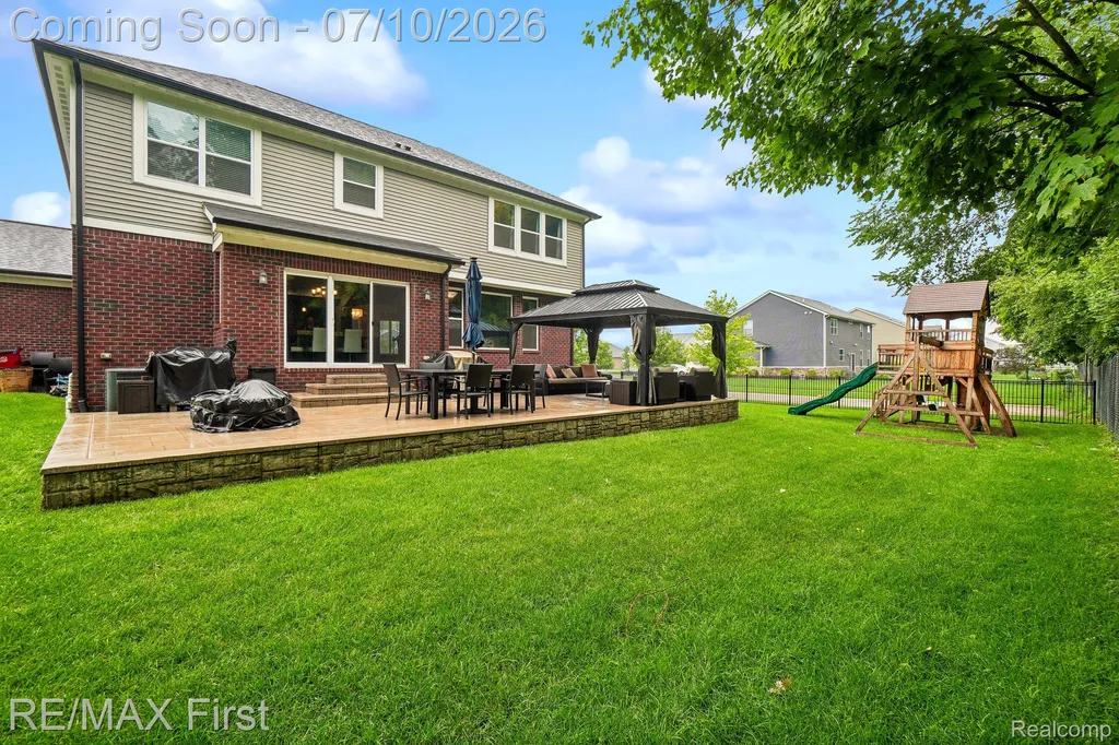 24687 Kabarda Drive Macomb Township MI 48042