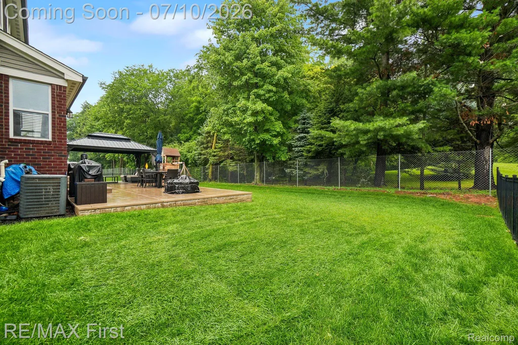 24687 Kabarda Drive Macomb Township MI 48042