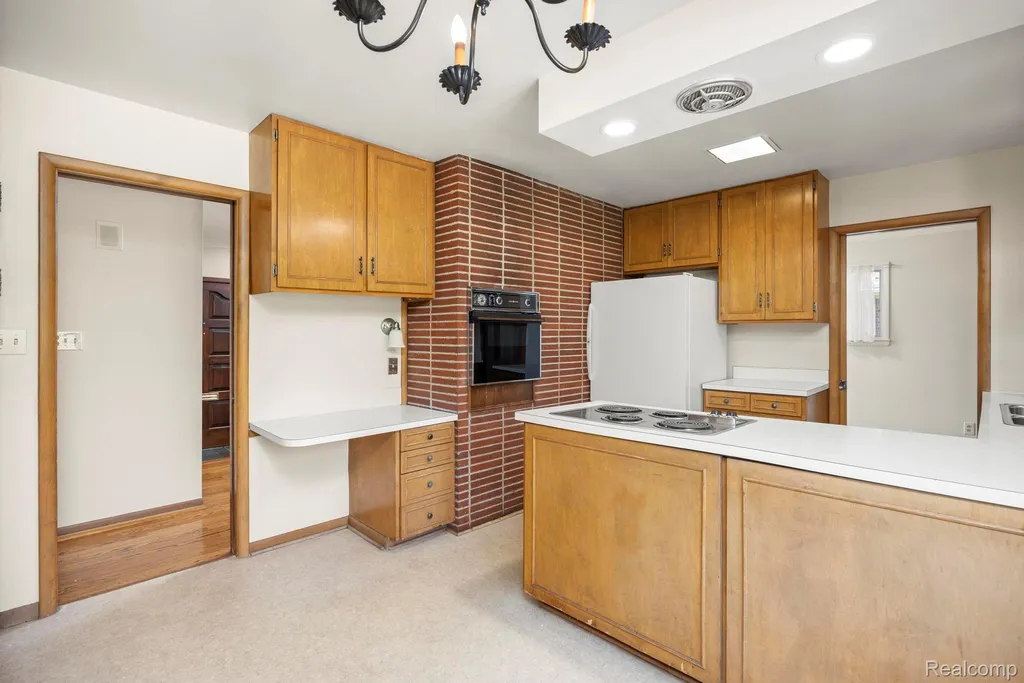 30712 Champine Street St. Clair Shores City MI 48082