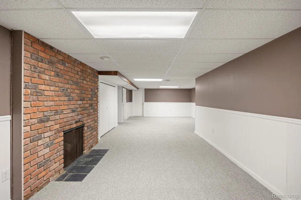 30712 Champine Street St. Clair Shores City MI 48082