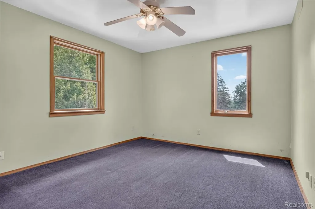1437 E Cook Road Grand Blanc Charter Township MI 48439