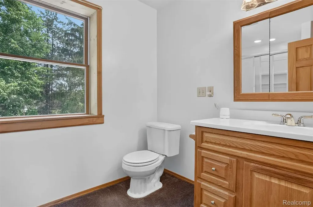 1437 E Cook Road Grand Blanc Charter Township MI 48439