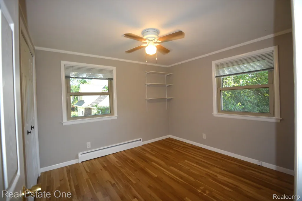 615 Willard Avenue Rochester Hills City MI 48307